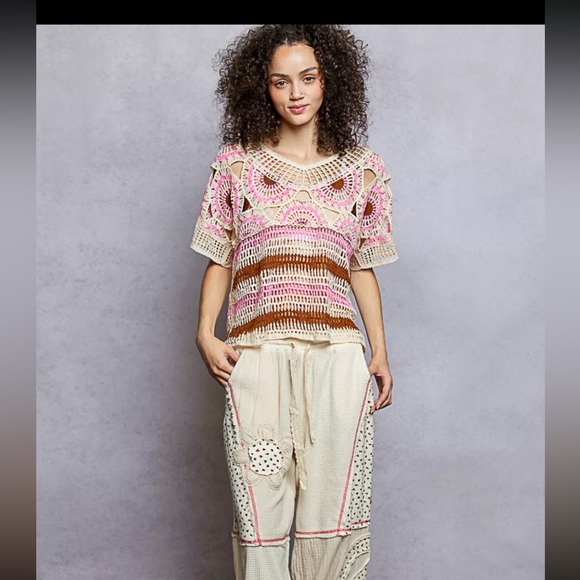 POL Crochet Top with Pink and Brown Accents - Picture 5 of 5